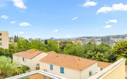 appartement 4 pièces à Nice (06200) — photo 2