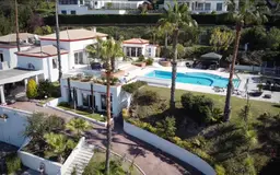 maison/villa 10 pièces à Nice (06200)