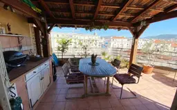 appartement 3 pièces à Nice (06000) — photo 2