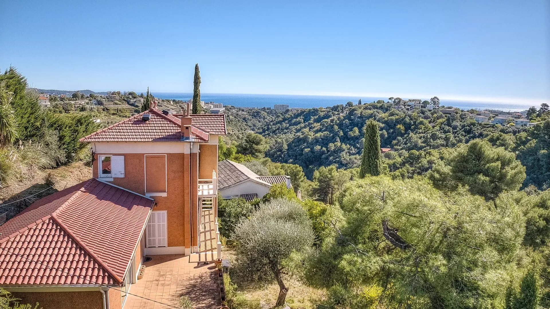 maison/villa 5 pièces à Nice (06200)