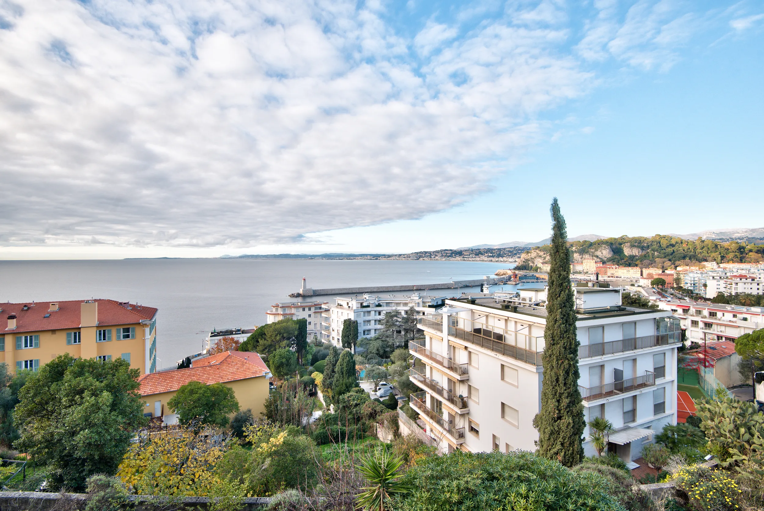 maison/villa 8 pièces à Nice (06300)
