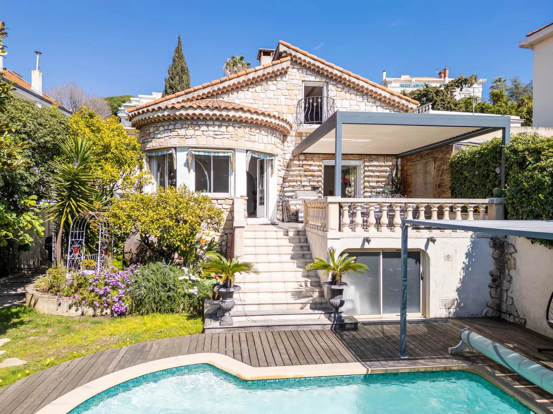 maison/villa 4 pièces à Nice (06300)
