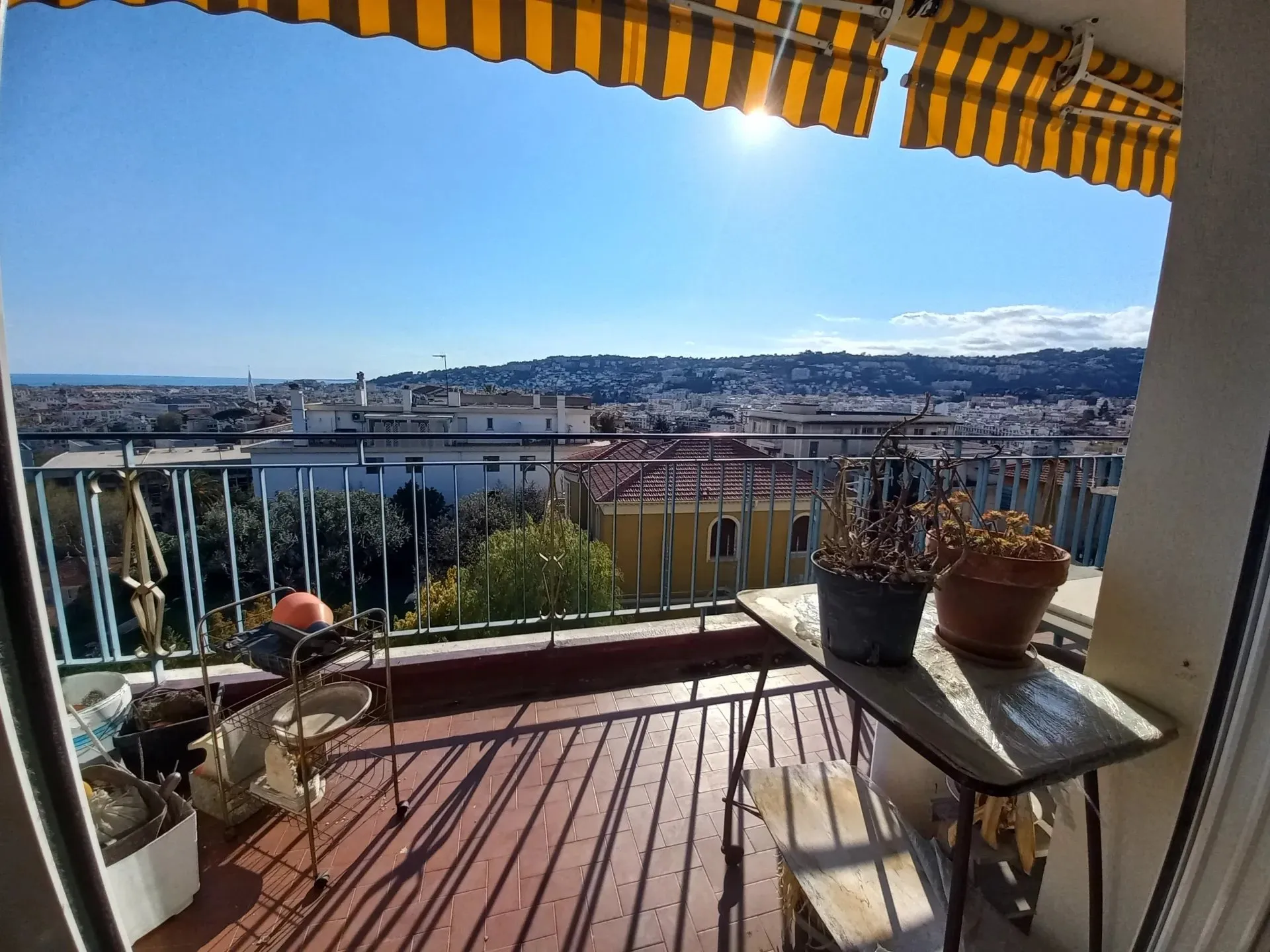 appartement 3 pièces à Nice (06100)