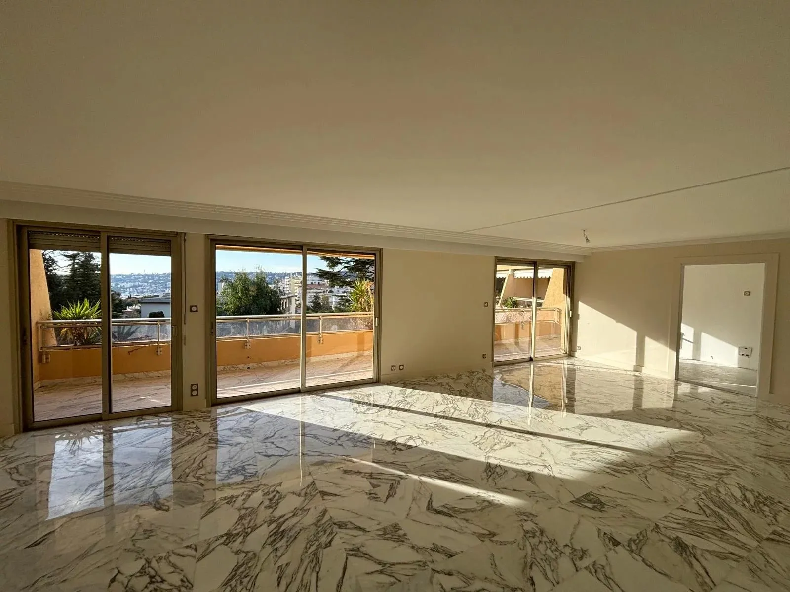 appartement 4 pièces à Nice (06100)
