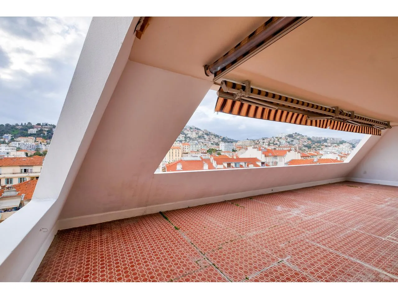 appartement 4 pièces à Nice (06000)