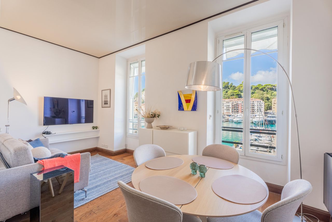 Appartement - 2 pièces - 44.43 m² - 500 000 € - À vendre