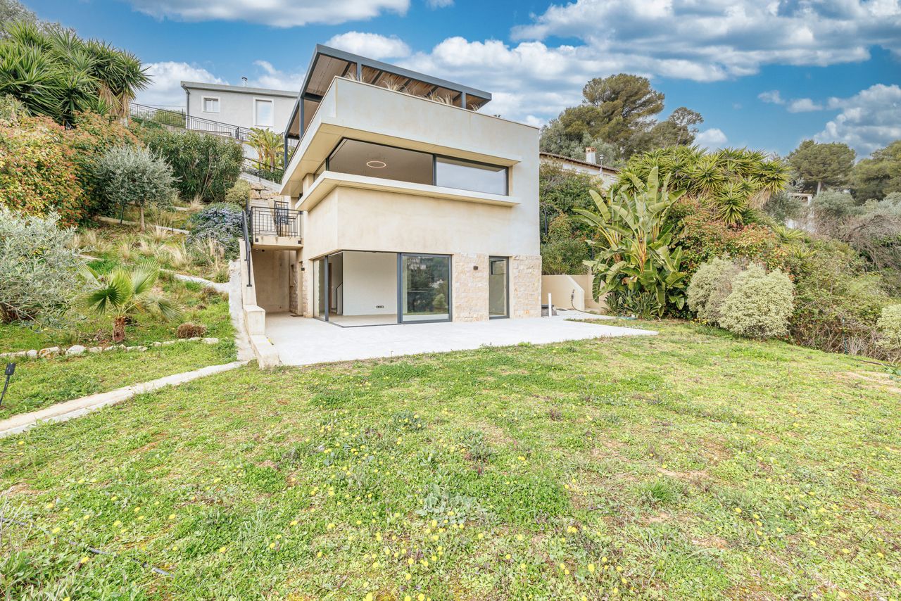 Nice Gairaut | Maison contemporaine 173 m2 | Terrain 720