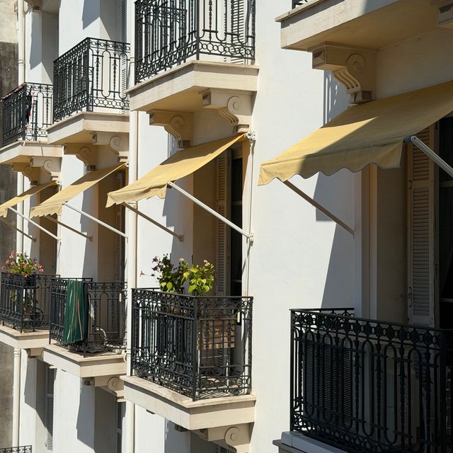 Carré d'Or – Superbe 4 pièces rénové de 138 m² face au Negresco