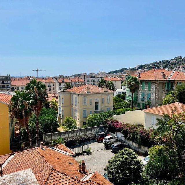 ​PROJET DE RÉNOVATION D'EXCEPTION – Dernier étage avec terrasse de 24 m² au cœur de la Libération