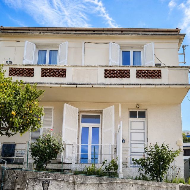 Appartement - 4 pièces - 101.0 m² - 650 000 € - À vendre