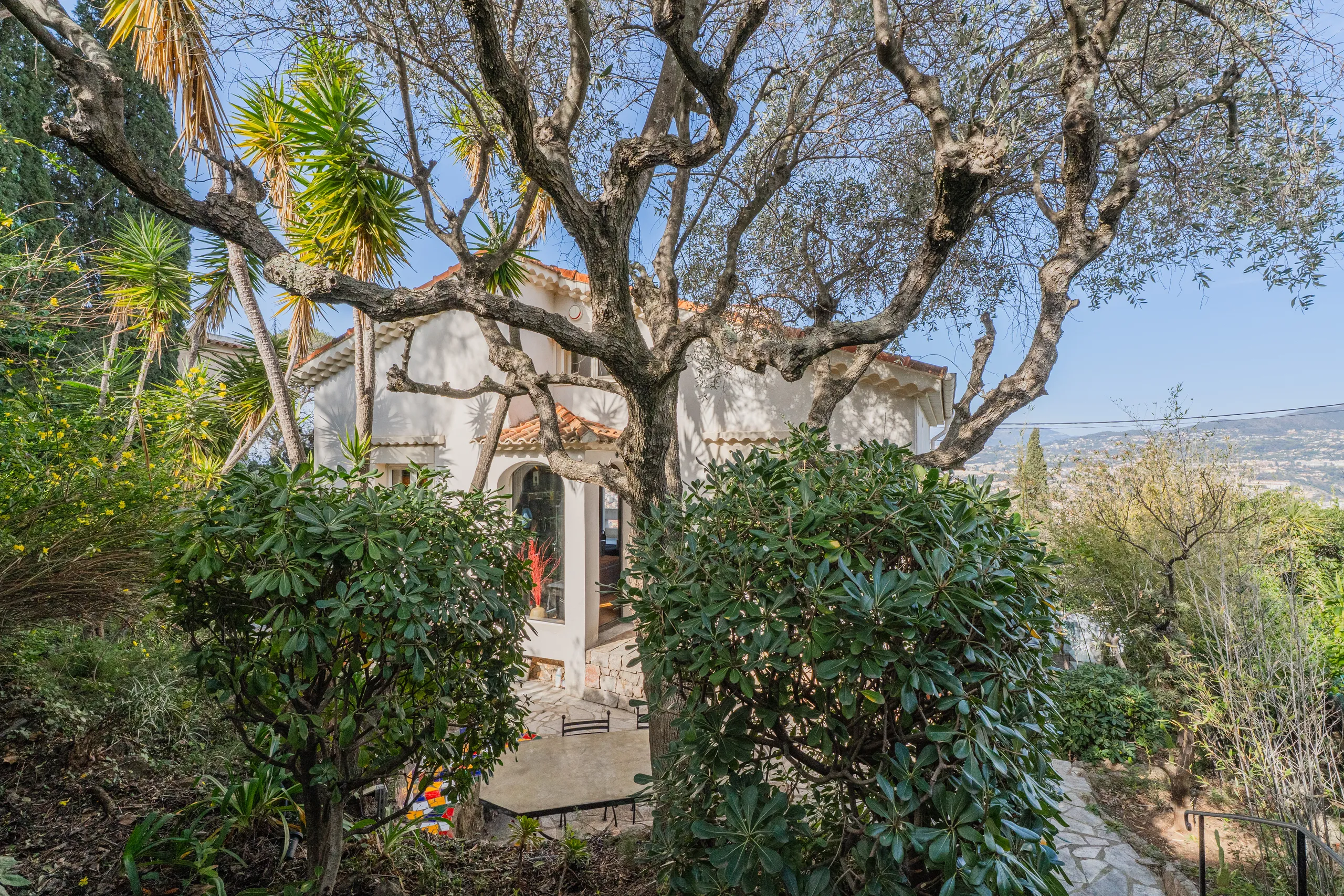 Maison - 4 pièces - 107.07 m² - 1 095 000 € - À vendre